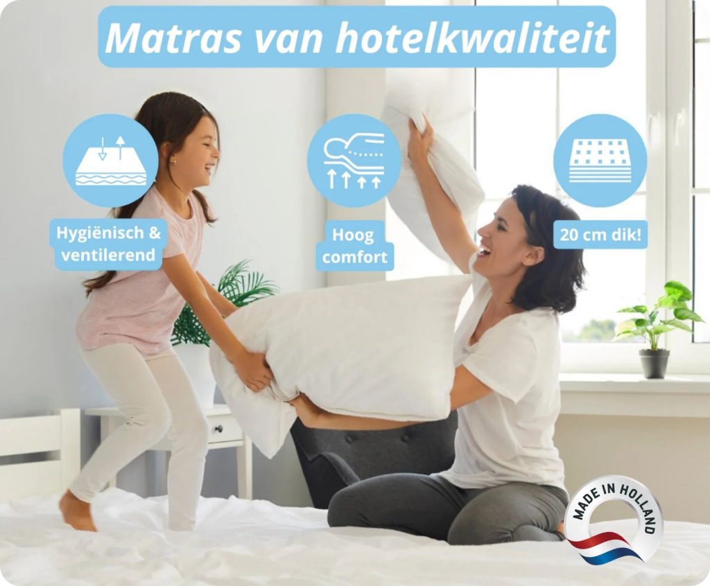 Moeder en kind in een slaapkamer met de Maan Matras