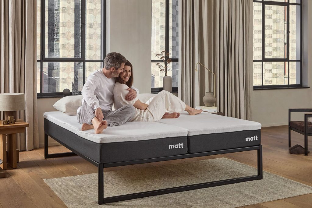 Matt Sleeps Hybrid Pro